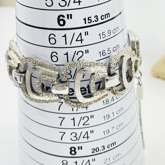 Vintage MONET Bracelet Silver Tone Link Signed Collectible READ - Picture 7 of 9
